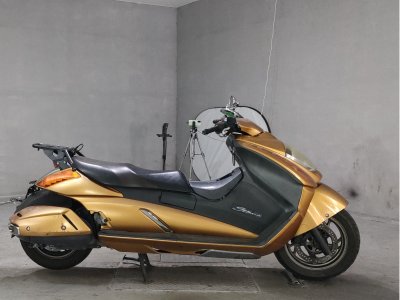 Suzuki GEMMA250