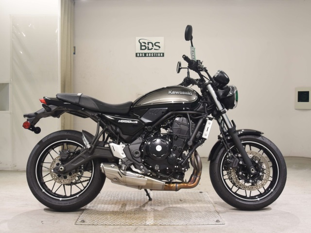 Kawasaki Z650RS 2024