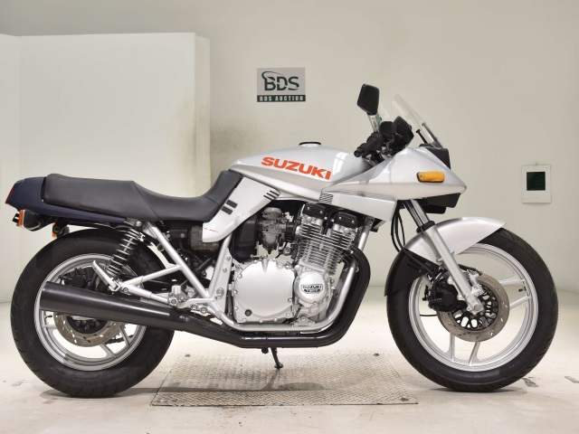 Suzuki GSX1100S KATANA 1983