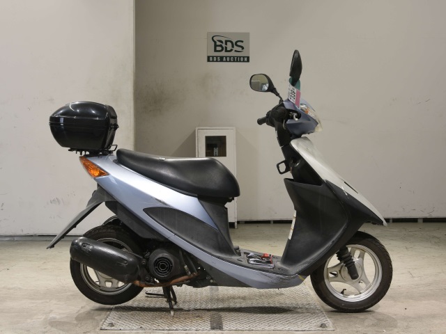 Suzuki ADDRESS V50