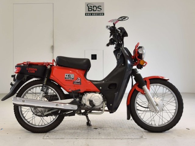 Honda CC110 CROSSCUB 2016