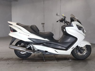 Suzuki SKYWAVE 250S