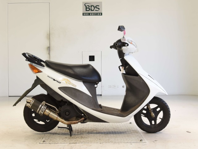 Suzuki ADDRESS V50