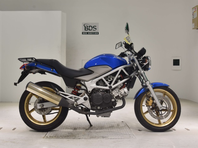 Honda VTR250 2011