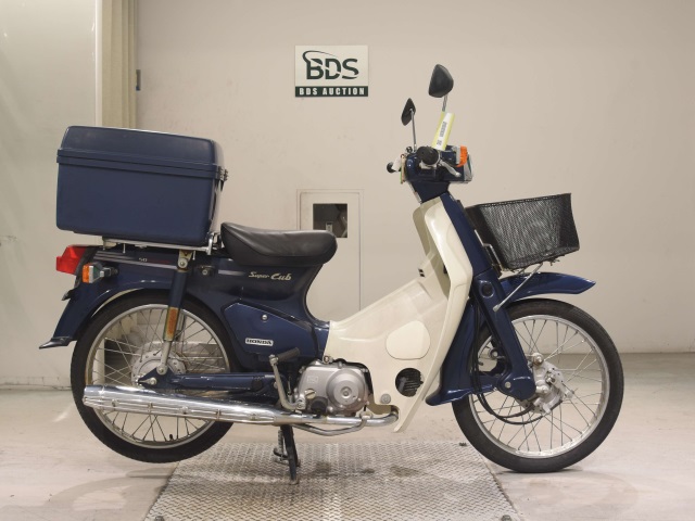 Honda C50-2 2005