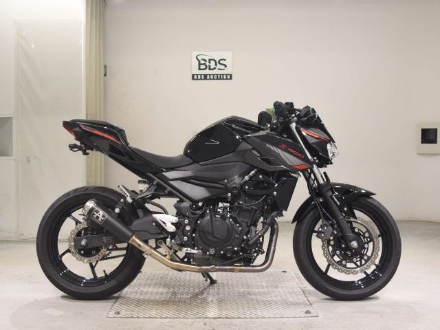 Kawasaki Z400 2024