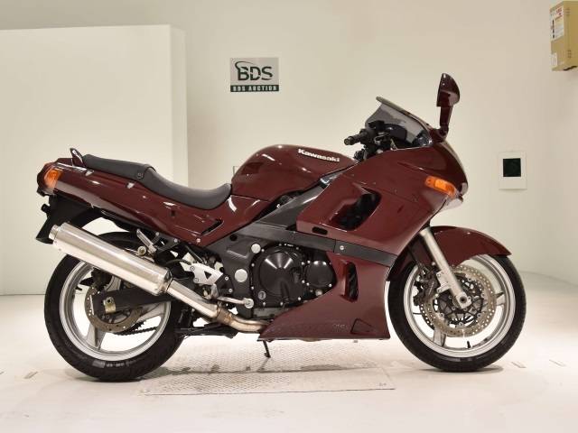 Kawasaki ZZ-R400 2005