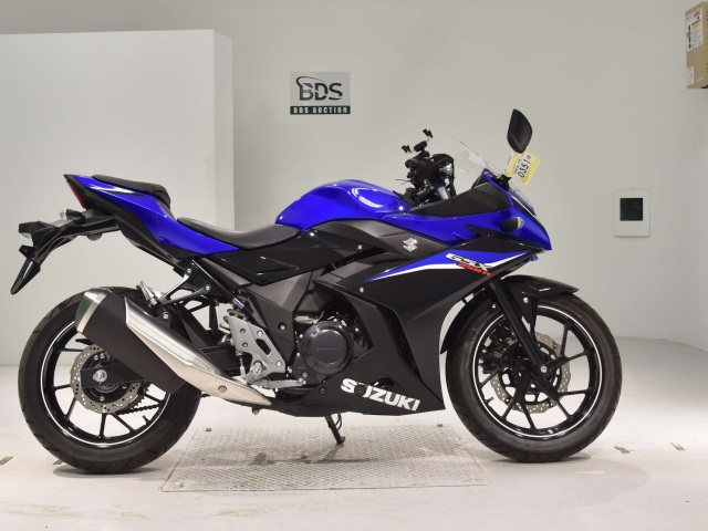 Suzuki GSX250R