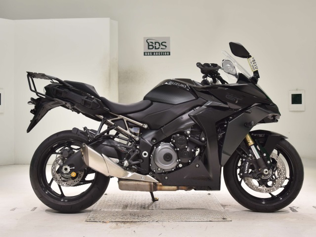 Suzuki gsx-s1000 gt 2022
