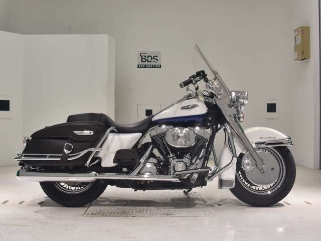 HD ROAD KING FLHRCI1450 2001