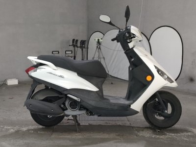 Yamaha AXIS Z 2017