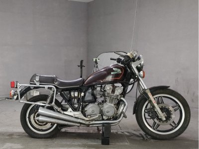 Honda CB750 CUSTOM 1981