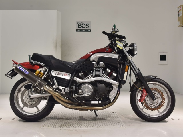 Yamaha V-MAX1200 2004