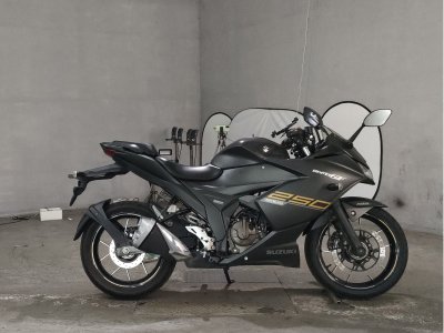 Suzuki GIXXER SF250