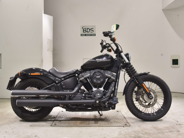 HD STREETBOB FXBB1750 2017