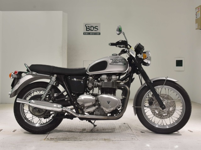 Triumph BONNEVILLE 2006
