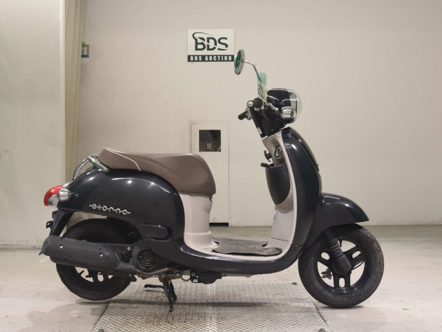 Honda GIORNO 2011