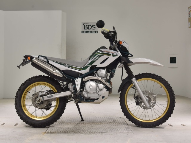 Yamaha SEROW XT250 2020