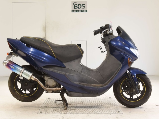 Suzuki AVENIS150