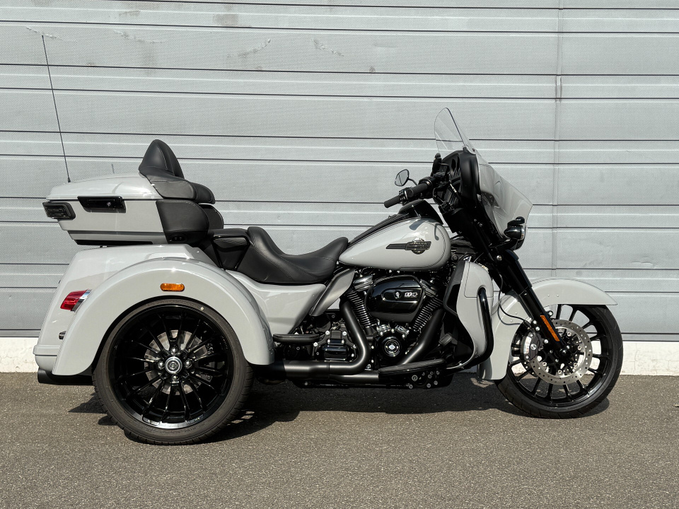 HD ELECTRA GLIDE FLHTCU1870 TRIKE 2025