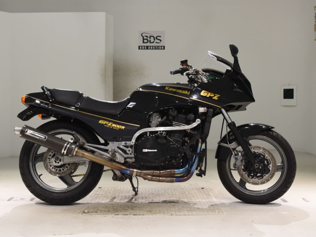 Kawasaki GPZ900R 1998