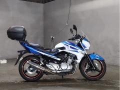 Suzuki GSR250