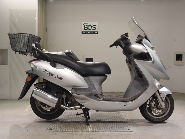 Kymco GRAND DINK125Z 2005