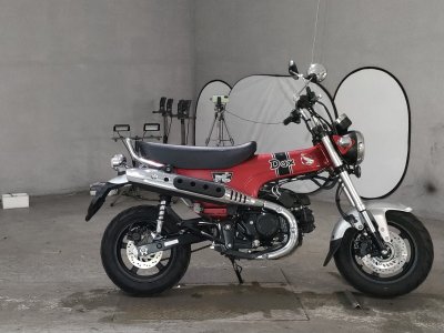 Honda DAX125 2022