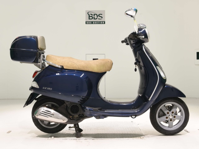 Vespa LX150