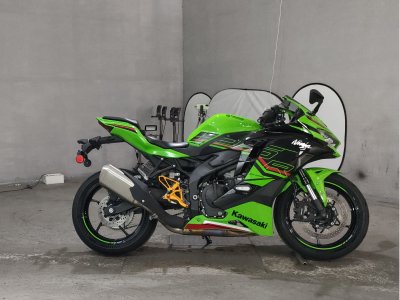 Kawasaki NINJA ZX-25R KRT 2024