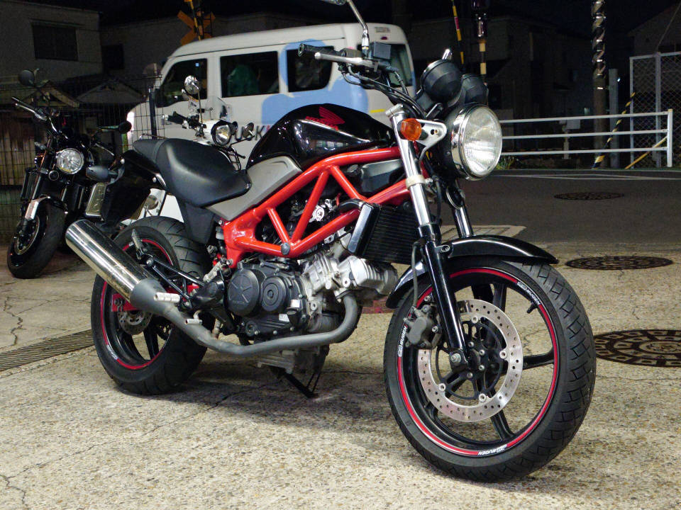 Honda VTR250 2011
