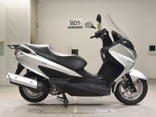Suzuki BURGMAN200