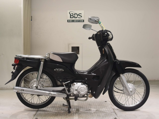 Honda C50 2012