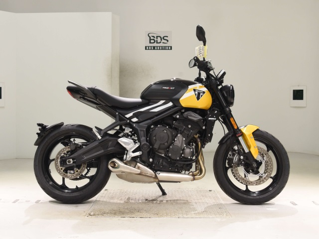 Triumph TRIDENT660 2024