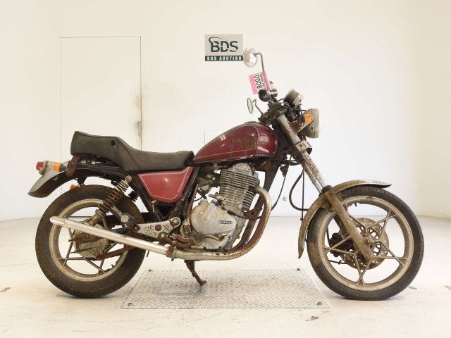 Suzuki GN400