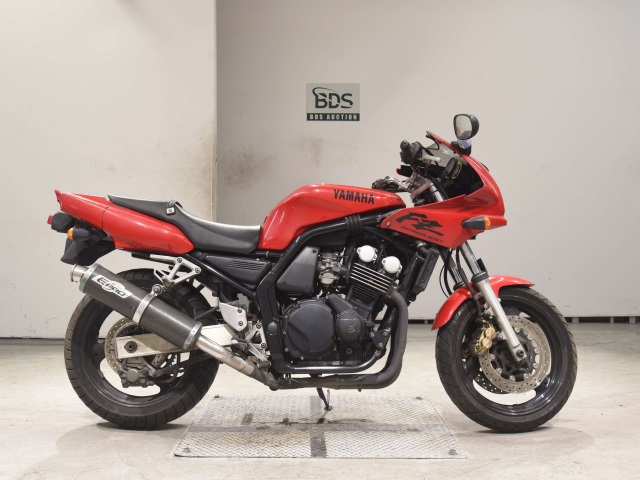 Yamaha FZ400 1997