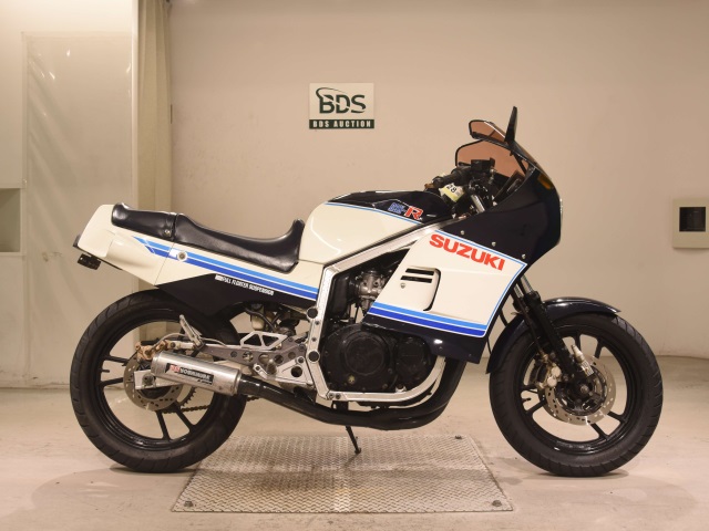 Suzuki GSX-R400 1984