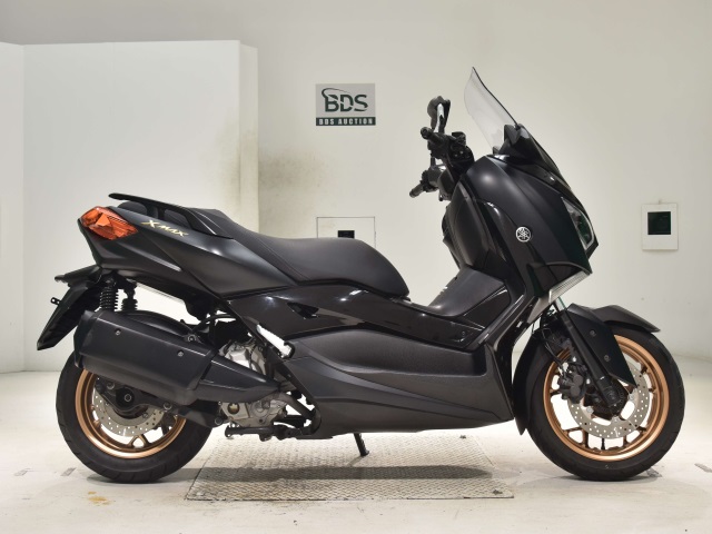 Yamaha X-MAX 2022