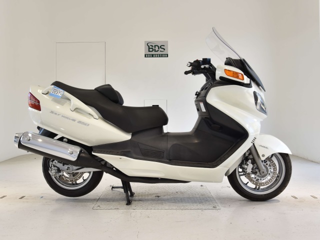 Suzuki SKYWAVE 650LX 2007