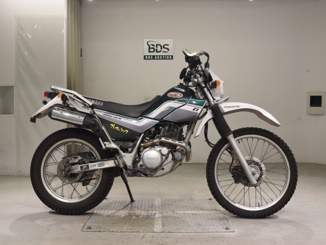 Yamaha SEROW XT225 2002