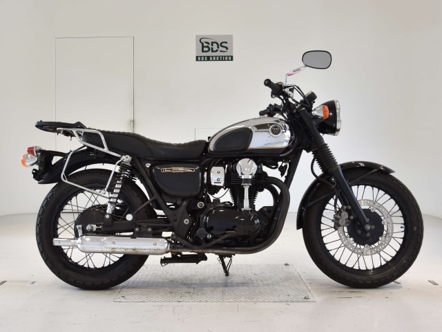 Kawasaki W800 2012