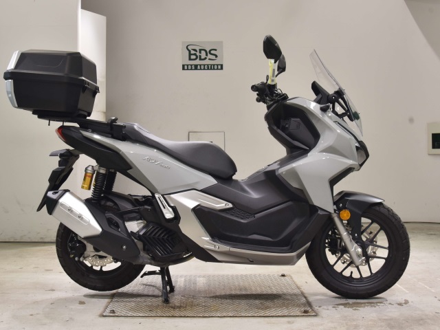 Honda ADV 160 2025