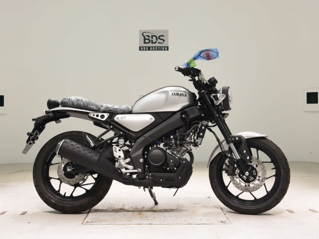 Yamaha XSR125 2024