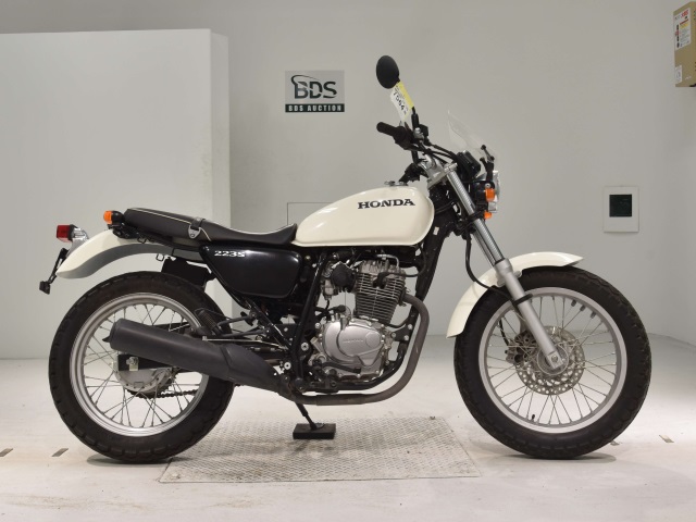 Honda CB223S 2010