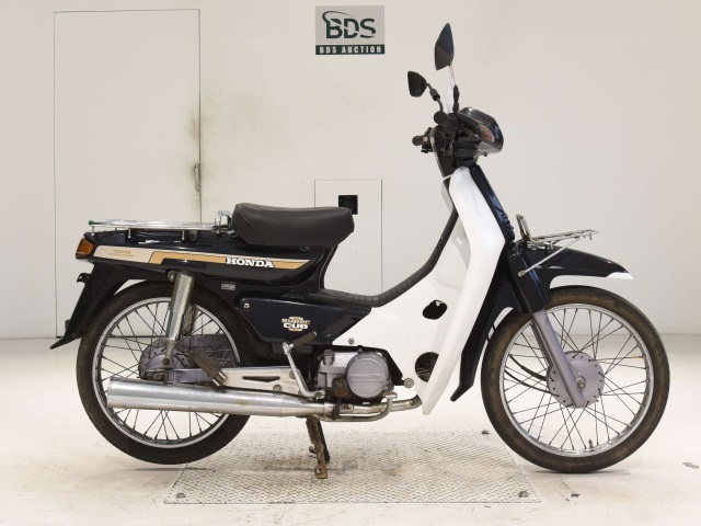 Honda C100 1995