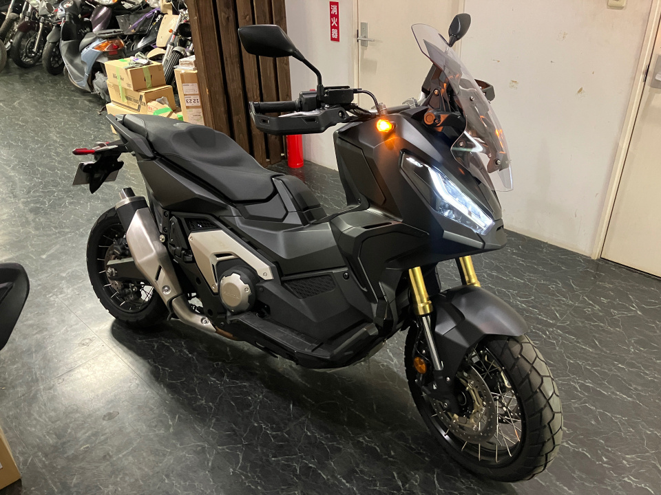 Honda X-ADV750 2024