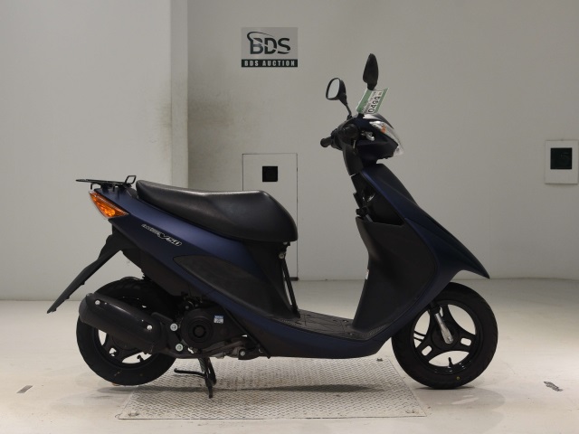 Suzuki ADDRESS V50