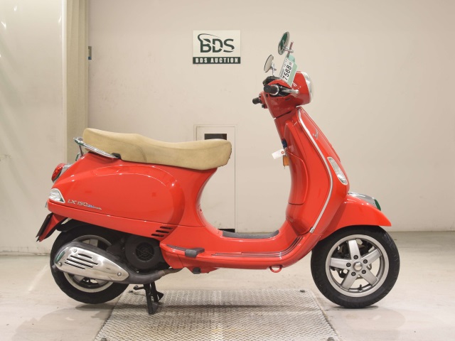Vespa LX150IE