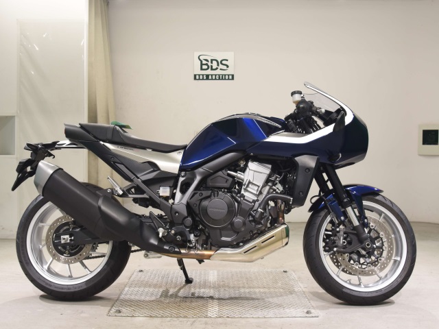 Honda HAWK11 2022