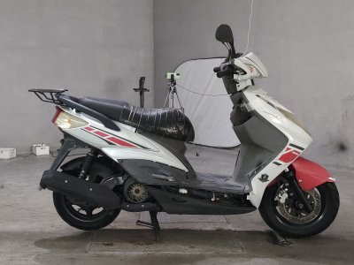 Yamaha CYGNUS125XSR 2012